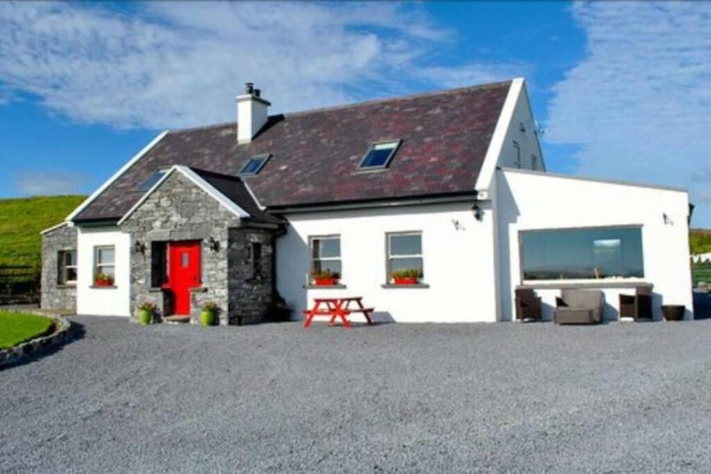 Cliffs View Self Catering @ Limestone Lodge Doolin Eksteriør billede
