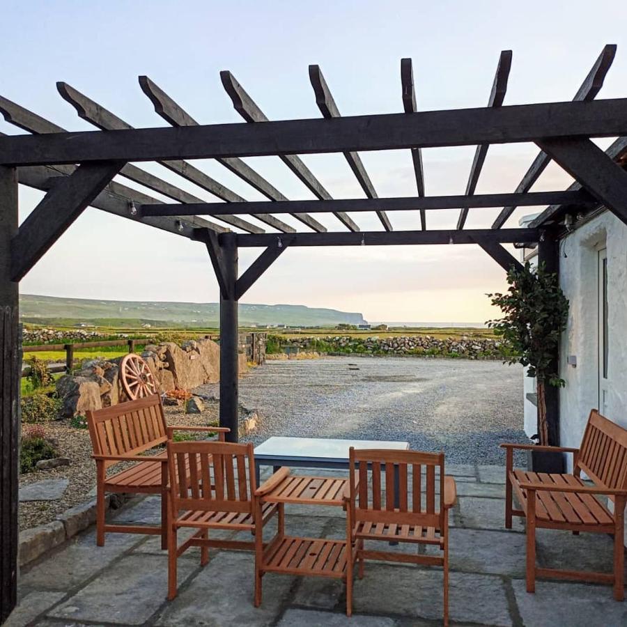 Cliffs View Self Catering @ Limestone Lodge Doolin Eksteriør billede